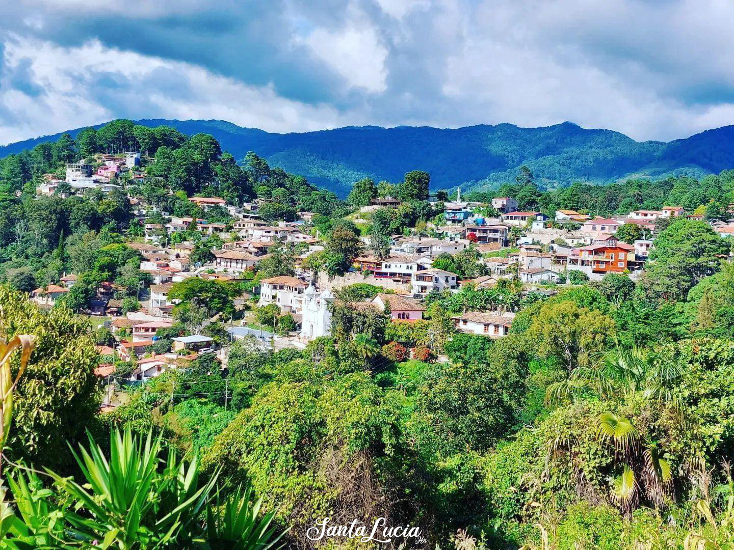 Vista panorámica del pueblo de Santa Lucía