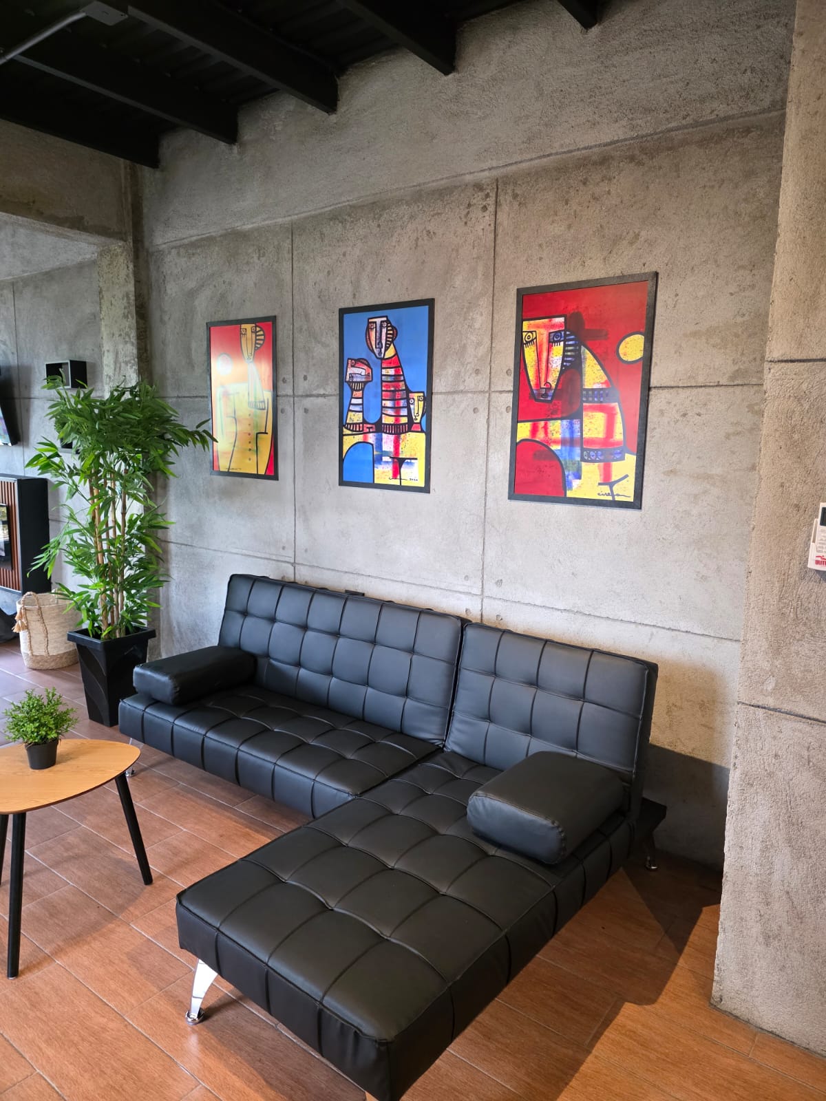 URITESS Apartamento Industrial U1